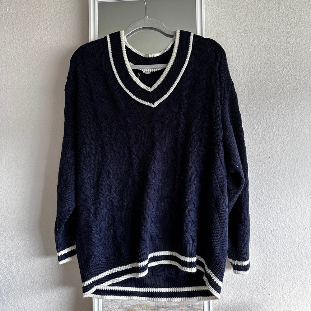 oversized sweater from h&m.